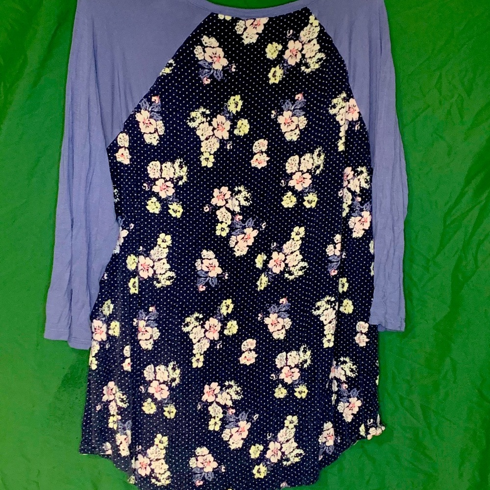3/4 sleeve shirt